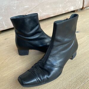 Paul Green Black Leather Ankle Boots women’s 6.5